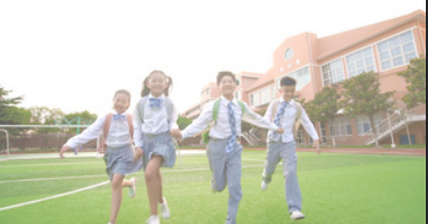 男孩得知即将解封开学一秒大哭，怎么让孩子喜欢上学？
