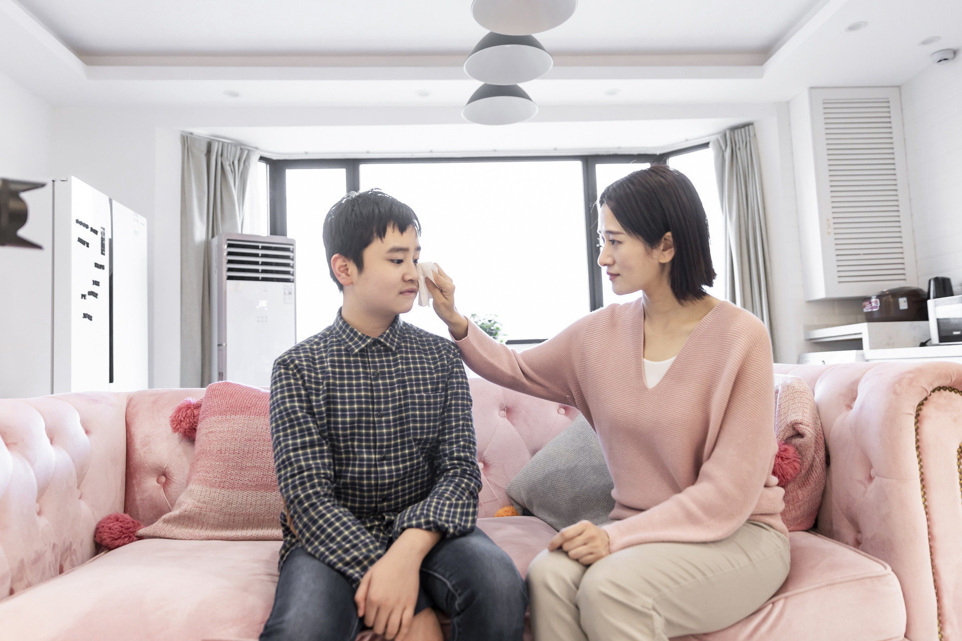 孩子在学校发生冲突，父母怎么办？