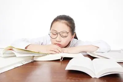 小孩青春期叛逆厌学该怎么办？