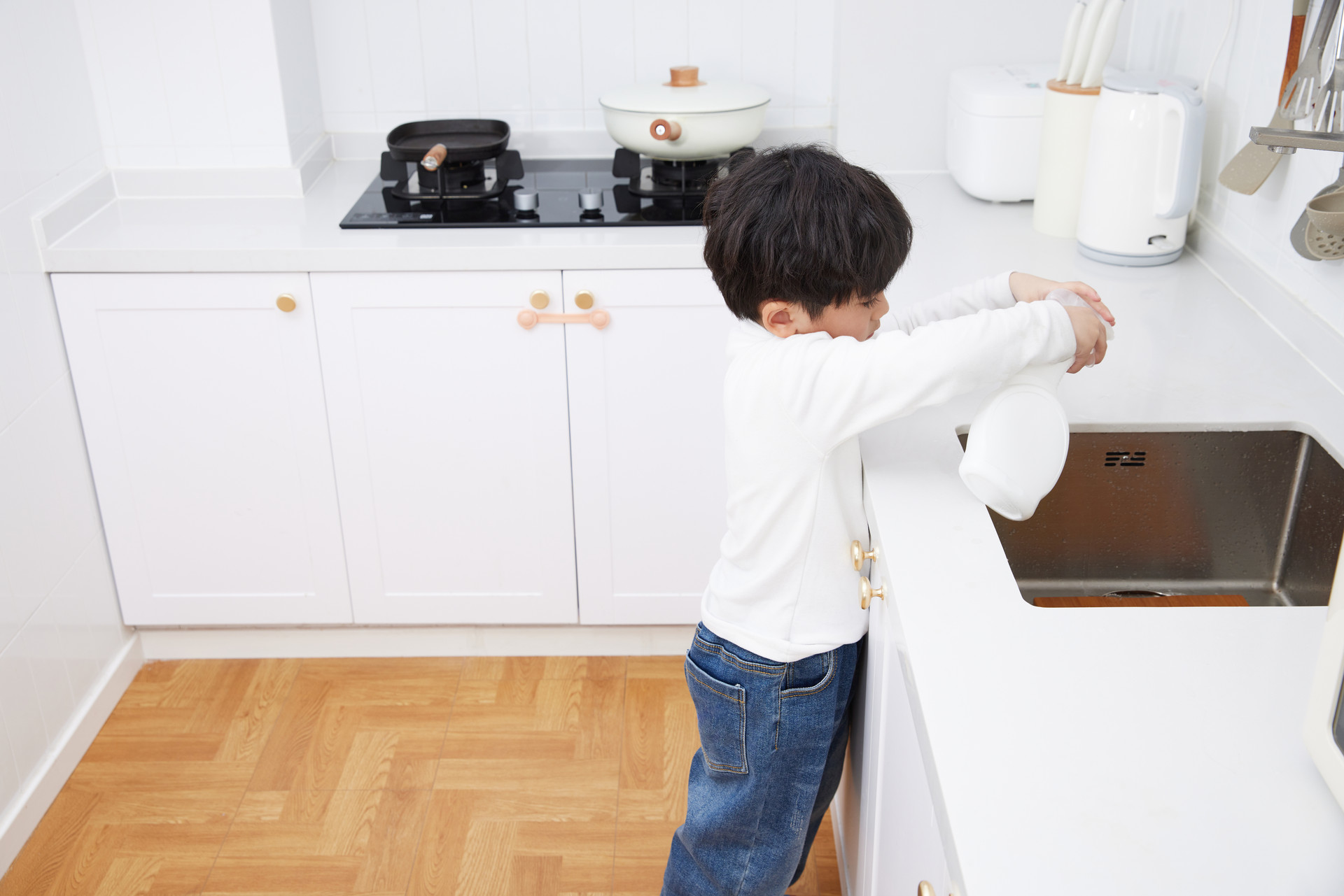 孩子懒惰拖延可能是家长做错了这3件事