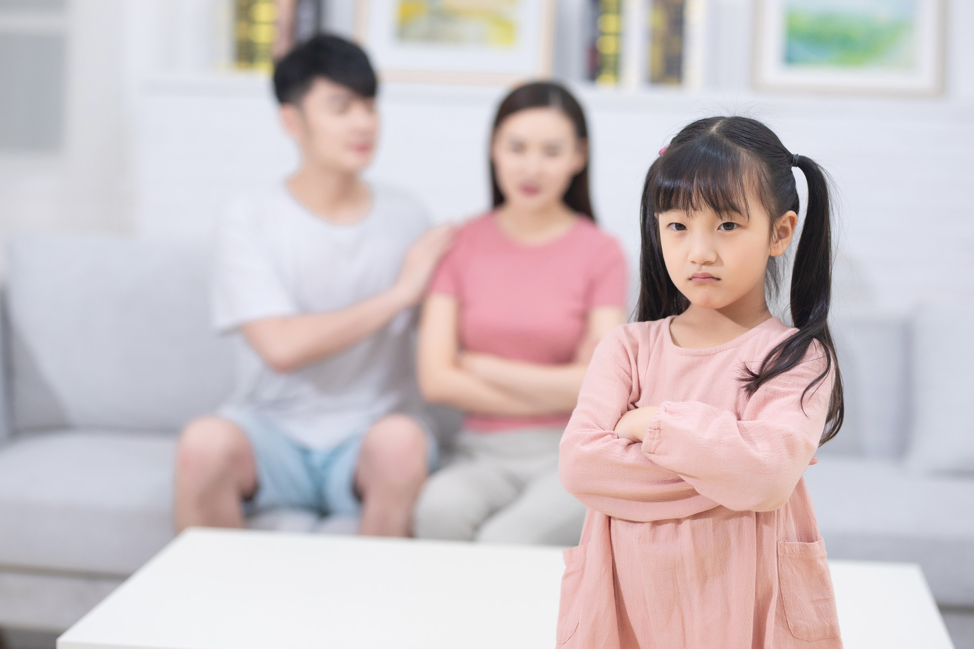 窝里横的孩子都是怎么养成的？